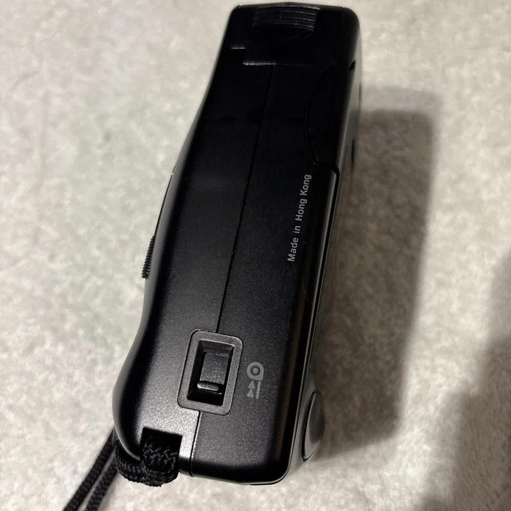 Vivitar PS80 35mm Point & Shoot Film Camera- AF Motor-  Auto Flash Tested‎